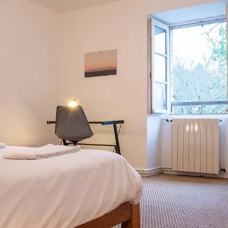 ホテル Le Moulin Du Clain - Jolie Maison A 3*