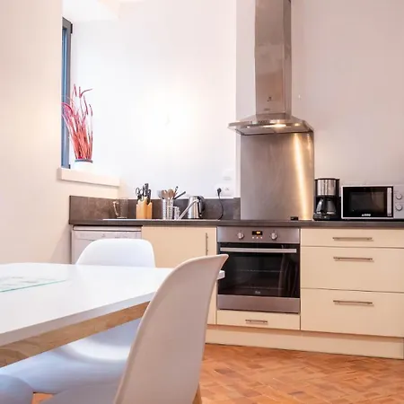 Le Moulin Du Clain - Jolie Maison A 3*
