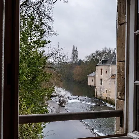ホテル Le Moulin Du Clain - Jolie Maison A ポアティエ